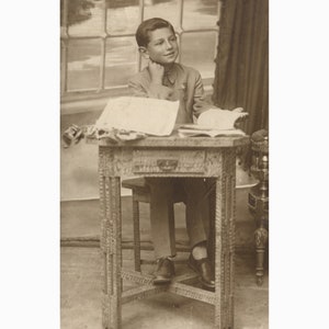 Ragazzo greco, sfondo. Solina, Polonia 20.10.1930. Formato cartolina fotografica. Fotografo: TEISANU [53037]