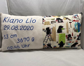 Cuddly pillow with birth dates mole