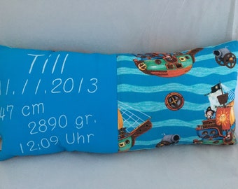 Cuddly pillow with birth dates