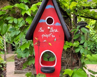 Our Minivilla 1 &quot;Daddy&#39;s chirping&quot; combines a nesting box and feeding station in a charming design - birdhouse, Father&#39;s Day
