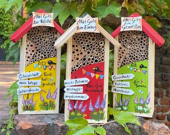 Insektenhotel, Insektenhaus zum Einzug, für Familie, als Geschenk - für Wildbienen