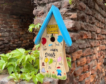 Abschiedsgeschenk Kindergarten - Nistkasten, Vogelvilla personalisiert mit Namen der Kinder | wetterfeste Farben