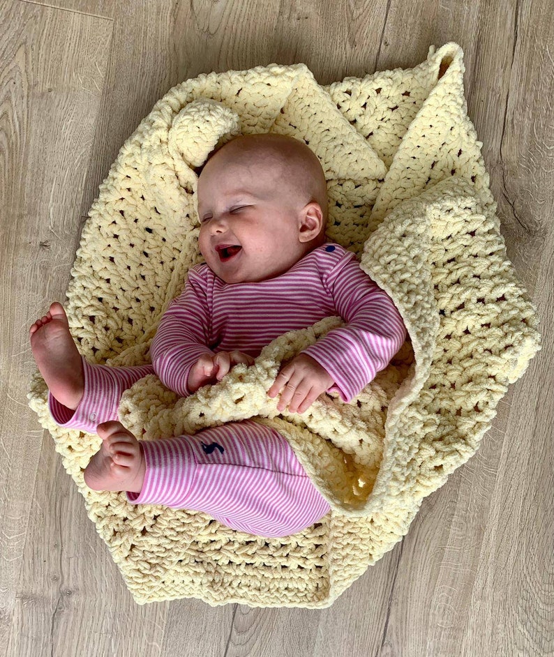 moses basket blanket