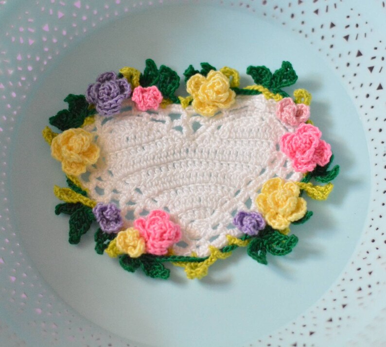 1pcs Handmade Crochet Heart flower for Valentine size4
