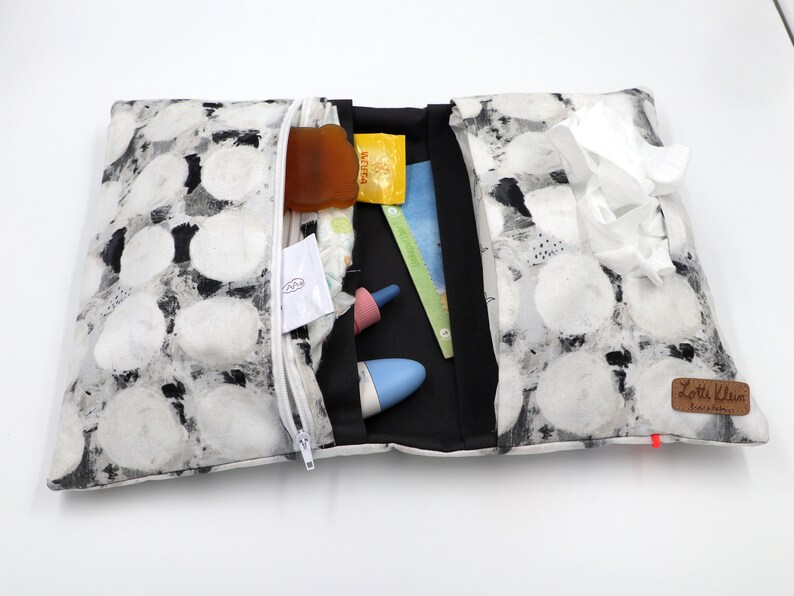Nappy bag with name dots