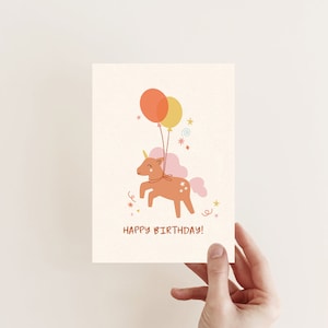POSTKARTE - Happy Birthday - Flying Unicorn - Einhorn Kindergeburtstag Geburtstag Party Wimpelkette Konfetti Party Einladung colorblocking