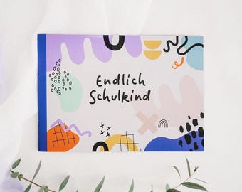 Erinnerungsbuch zur Einschulung - COLORS - Farbenfroh, perfekte Erinnerung für den Schulstart & Schultüte. Ein Muss für jedes Schulkind!