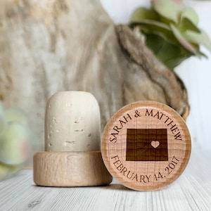 Wyoming Personalized Cork Wine Stopper, Wedding Favors for Wyoming Weddings, Wyoming Wedding Gifts, Wyoming Wedding Favors Gifts, Cheyenne
