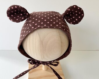 Bear Bonnet, brown bear bonnet, brown bear baby bonnet, bear baby hat, bear kids bonnet, corduroy hat, winter bear hat