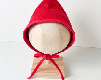Elf baby bonnet, elf kids hat, gnome hat, red gnome hat, winter hat, winter baby bonnet, gnome wool hat, gnome red hat, baby costume