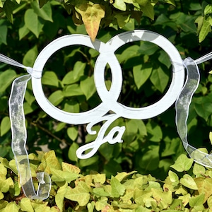 Intertwined rings shabby chic wedding image 1