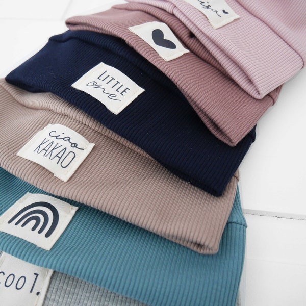 Beanie / Frühling / Mütze /  Rib / Jersey /  mit Name / Button / Übergang / Herz / Halstuch / Loop / Babymütze / dünn