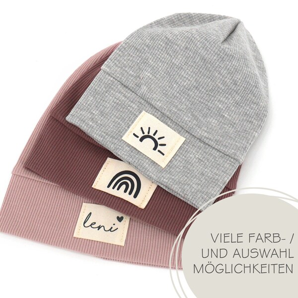 Beanie Rib Jersey mit personalisiertem Patch