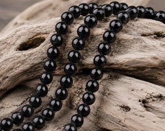 Black onyx bead strand 8 - 8.3 mm round smooth shiny (approx. 48 beads / approx. 38 cm length) - natural stone beads