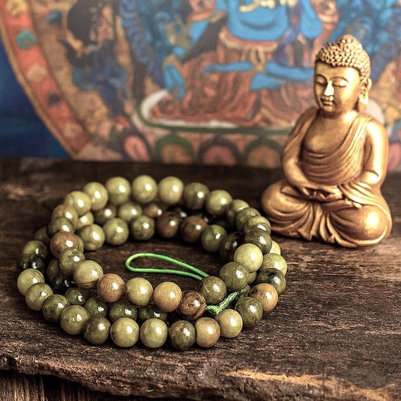 Chinesische Jadeperlen 6,5 mm (ca. 60 Perlen / ca. 38 cm Länge)