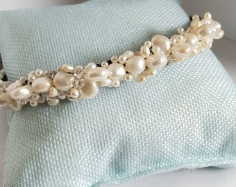 Handmade Pearl Cluster Headband – Ivory Bridal Wedding Hair Accessory- Handwoven Pearl Headband- Vintage Inspired Wedding Headpiece