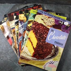 Set of 8 Culinary Arts Cook Booklets  by Ruth Berlozheimer, 1940s/50s - The Encyclopedia of Cooking | Bixley Shop
