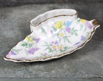 Lefton Porcelain Leaf Dish | Vintage Ring Dish | Place Card Holder | Trinket Dish | Bixley Shop
