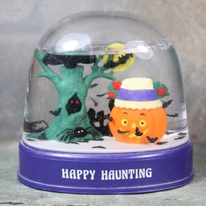 Word Happy Haunting - Laser Cut Out Unfinished Wood Craft Shape FAL11 Word Happy Haunting - Laser Cut Out Unfinished Wood Craft Shape FAL11