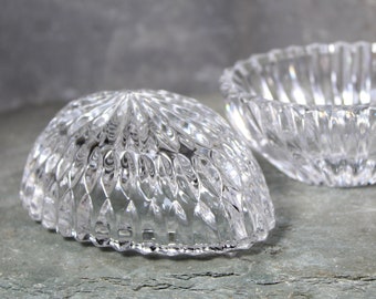 Vintage Pressed Glass Egg Ring Dish | Trinket Dish | Vintage Easter Egg | Bixley Shop