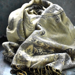 Pashmina Scarf - 100% Pashmina Shawl - Grey & Beige - Oversized Silky Light Cashmere Pashmina - Two Sided Design