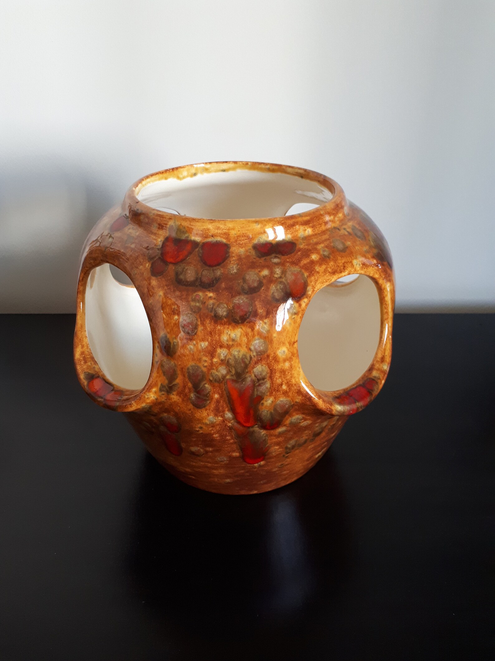 Vintage Arnel's Art Pottery 1977 Strawberry Pot Planter Artist Signed