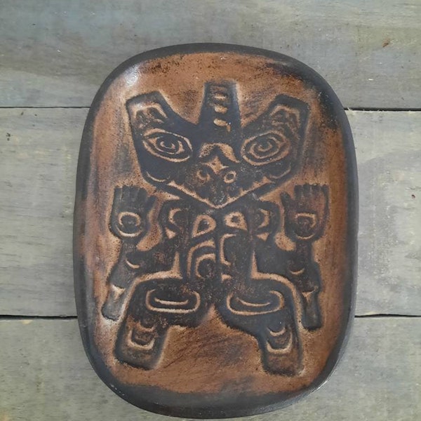 Ruth Meechan / Gene Barker Haida BEAR Canadian Pottery Dish or Tray - Vintage British Columbia Ceramics