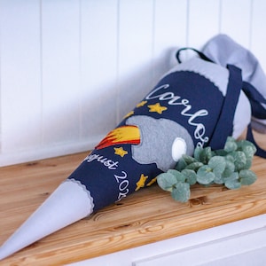 School cone | Sugar cone "Rocket" in dark blue personalized with name
