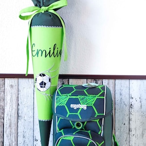 Cartable sac à sucre "Football" avec nom dans les tons de vert