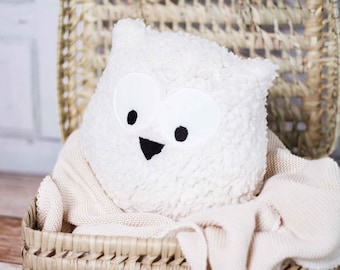 Douche bio « Owl Erna » en peluche bio de couleur crème pour bébés