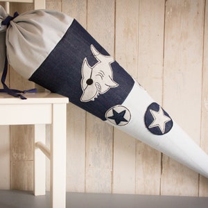Cornet d'école bio / cornet de sucre « Requin & Étoiles » personnalisé avec nom