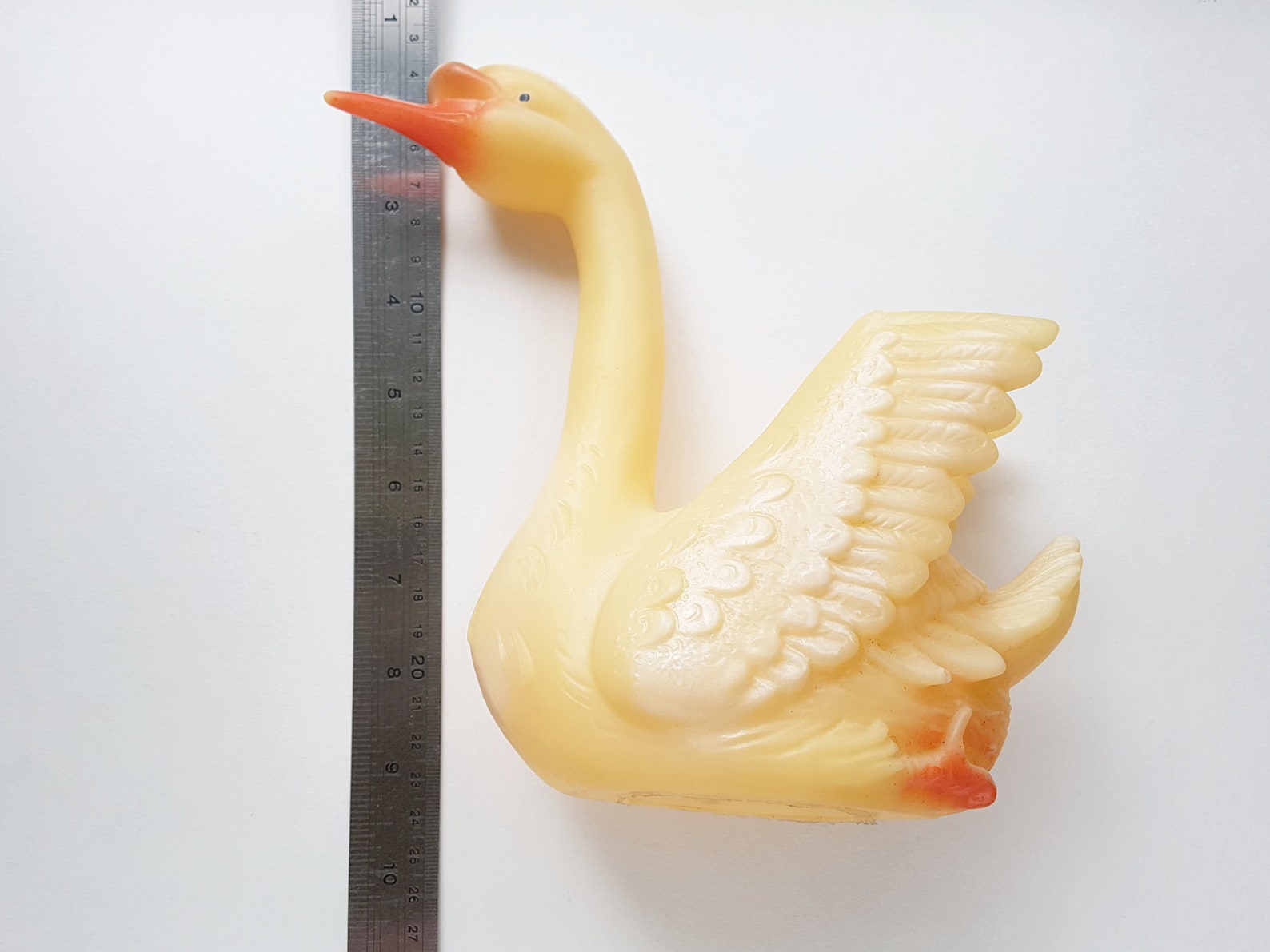swan toy box
