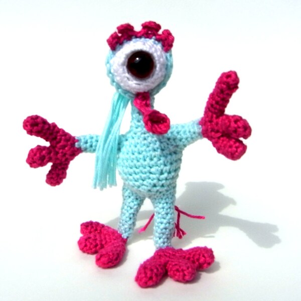 Monster gehäkelt Alien Außerirdischer Unikat Amigurumi Stofftier Kuscheltier Haekeltier Plueschtier Unikat Handarbeit Künstlerpuppe