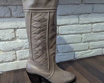 Leather Western cowboy boots