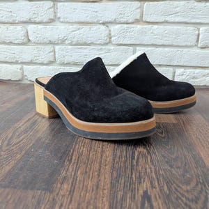 Vintage suede clogs Leather clogs Black leather shoes High heel shoes Platform sandals Leather sandals Pumps shoes Black clogs Size 9M