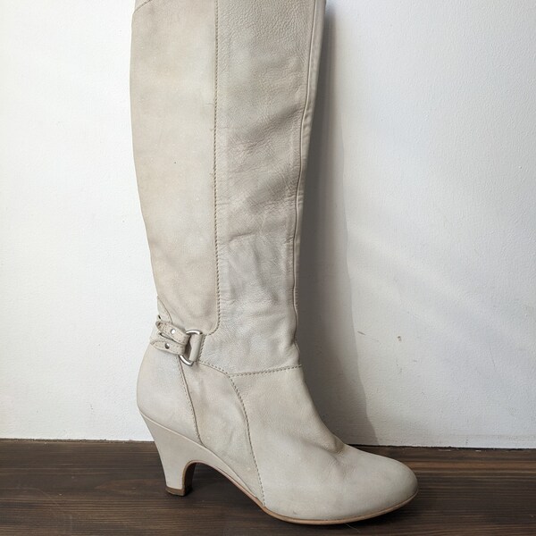 White leather western boots Suede boots Slim boots Whste suede shoes Western boots Size 40