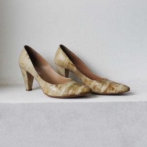 Andrea Manueli leather shoes Animal print shoes Snake print shoes Made in Italy Genuine leather Beige shoes High heel Size 40 Pumps shoes
