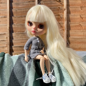 Sweater and Skirt for the Doll Blythe Set of Gray Color for Blythe Clothes for Doll Blythe