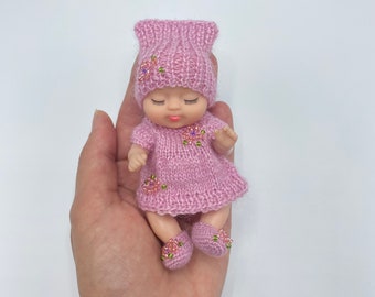 Outfit for a tiny 10cm/4inch doll. Pink set with beads for a 4-inch mini doll. Micro shoe for 0.60 inch foot. Cradle set for Reborn doll