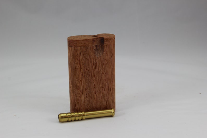 3 Speckle Wood Dugout Twist Top With Gold Aluminum Bat