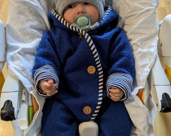 Walk overall in royal blue, fully lined / pointed hood with wooden buttons