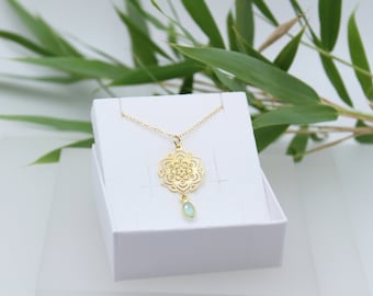 FIORE D ACQUA | 14k gold filled Kette mit 925 Silber 24K vergoldeter Wasserblume | Lasercut | Fleur | Mandala | Karma | Boho | Chalzedon