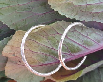 FELICITA 925 | Hammered Silver Hoop Earrings | 925 Sterling Silver | 30 mm | Stud Hoops | Minimalist | Boho | Silver | Solid
