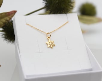 SNOWFLAKE | 14k gold filled snowflake necklace | customizable | snow | delicate | small | fine | Christmas | winter | gift idea