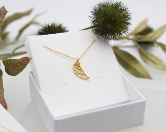 IKARUS | 14k gold filled necklace | Angel wings | Wings | Customizable | Textured | Angel | Delicate | Fine chain | Embossed | Gold filled