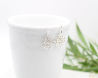 FIORE D ARGENTO | 925 Sterlingsilber Ohrringe mit Blumenornament | Lasercut | Fleur | Mandala | Karma | Boho