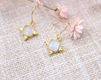 TRAMONTO | Earrings made of 14 K gold filled with moonstone | 24k gold plated | white | square | karma | boho | rainbow | bohemian | delicate