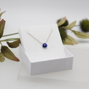 MY LITTLE LAPIS | Silk necklace | navy | faceted lapis lazuli briolettes | 14k gold-filled elements | dark blue | blue | customizable