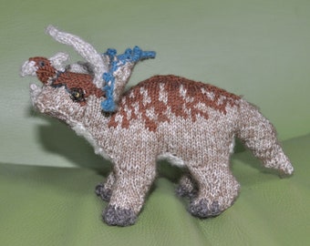 Triceratops (knitting pattern)