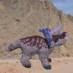 Triceratops knitting pattern image 3